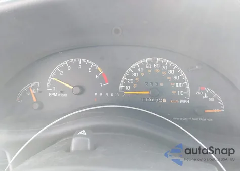 2000 Pontiac Grand Prix Gt z USA, uszkodzony, nr VIN 1G2WP12K3YF339813